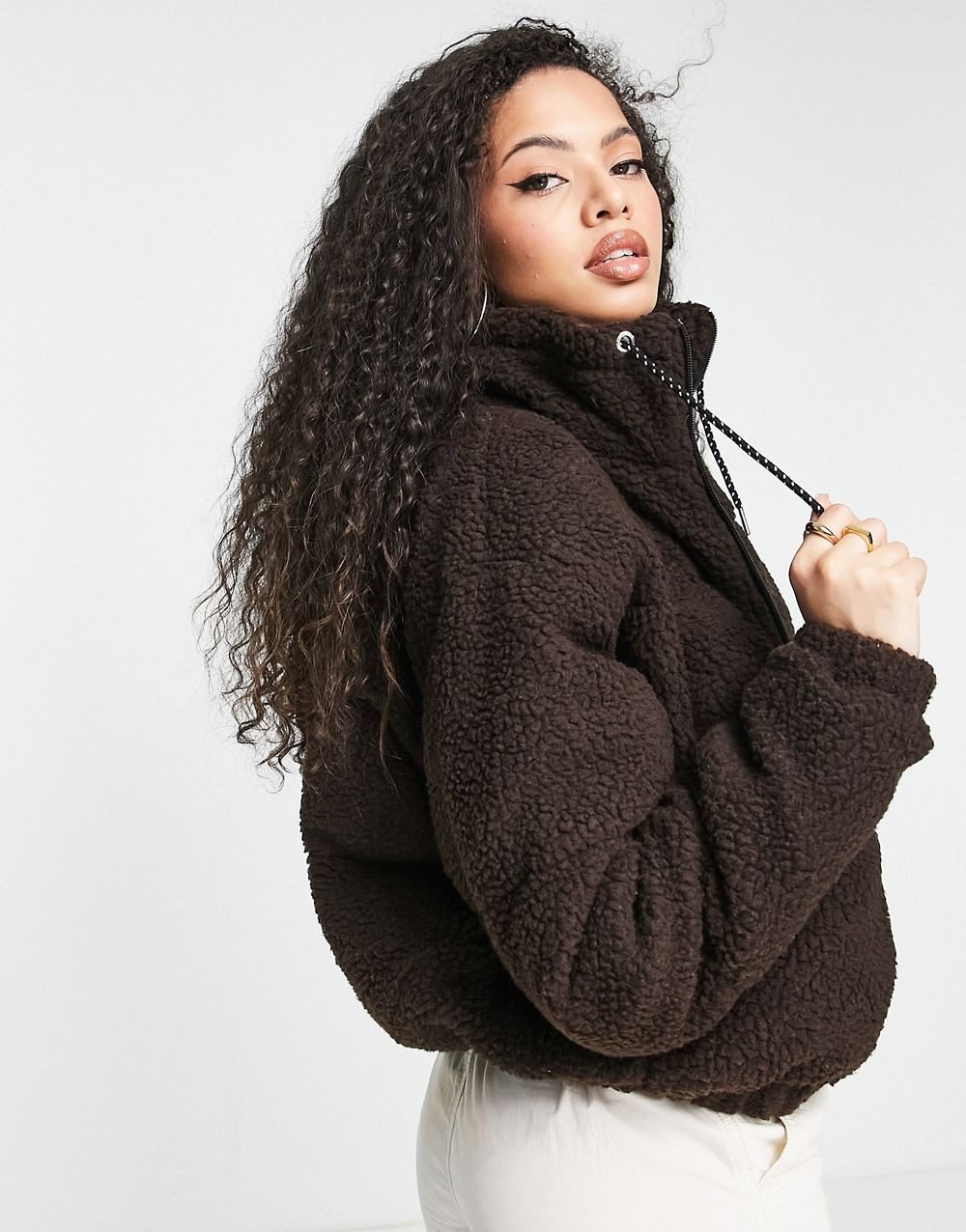 Jacket With Logo In Brown - الصورة 3